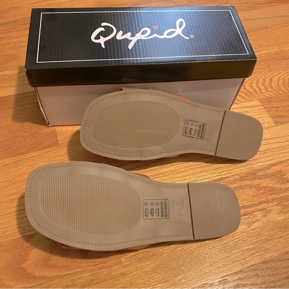 NWT Qupid Laylow Sandals | 7 | Camel - Picture 3 of 10